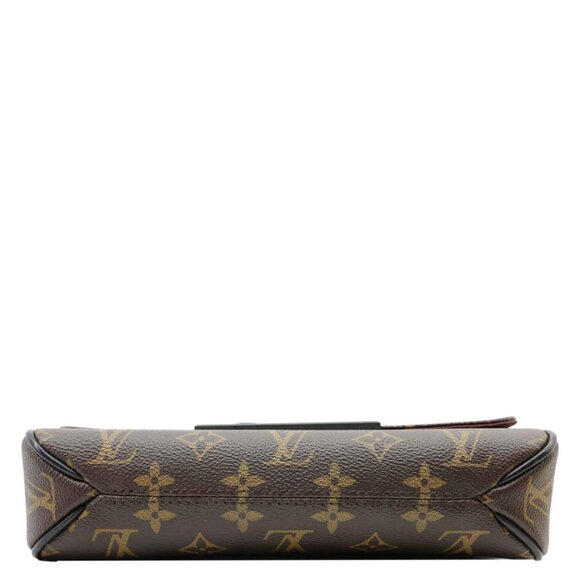 Louis Vuitton  District PM Monogram Canvas Messenger Bag Brown - Picture 11 of 16